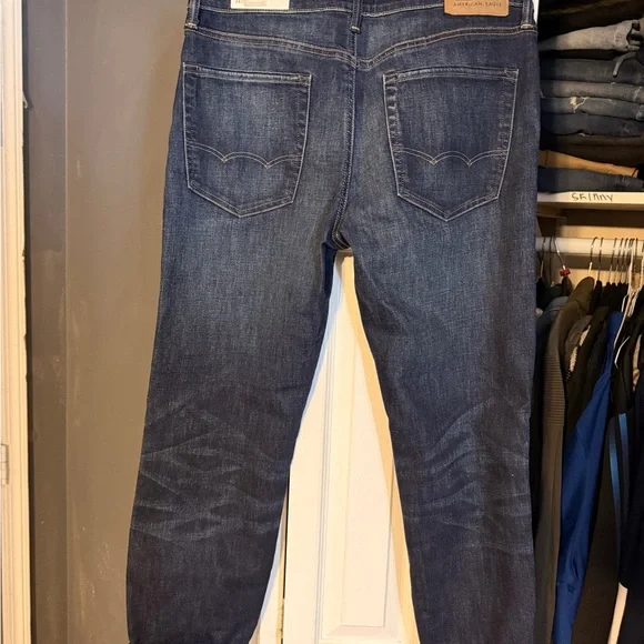 American Eagle Outfitters Athletic Dark Wash Jeans - Picture 3 of 3